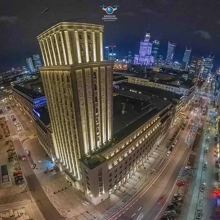 Gold 5 Fast Wifi 1 Gbs Big 85'tv Netflix Hbo Disney+ Apartament Warszawa