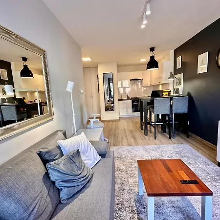 Appartement Gold 5 Fast Wifi 1 Gbs Big 85'tv Netflix Hbo Disney+ *