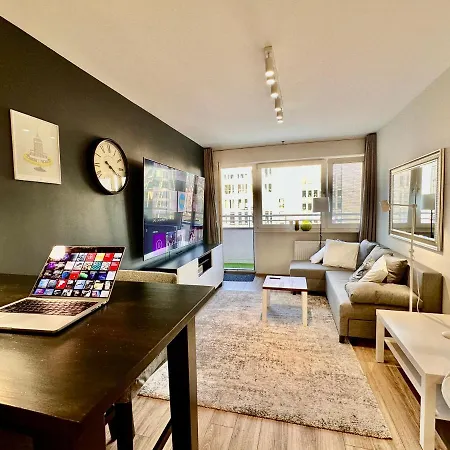 Gold 5 Fast Wifi 1 Gbs Big 85'tv Netflix Hbo Disney+ Apartament