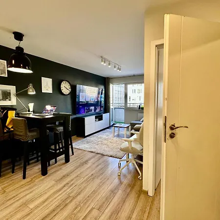 Gold 5 Fast Wifi 1 Gbs Big 85'tv Netflix Hbo Disney+ Apartament