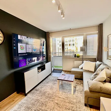 Gold 5 Fast Wifi 1 Gbs Big 85'tv Netflix Hbo Disney+ Apartament