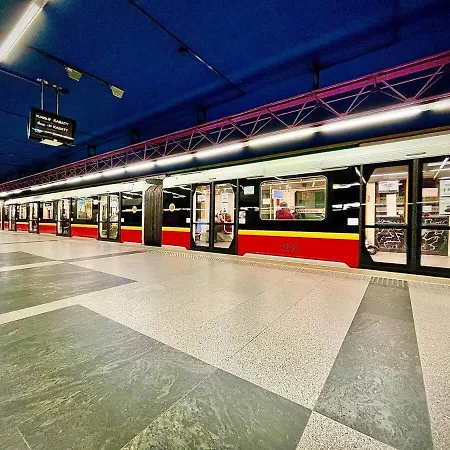 Gold 5 Fast Wifi 1 Gbs Big 85'tv Netflix Hbo Disney+