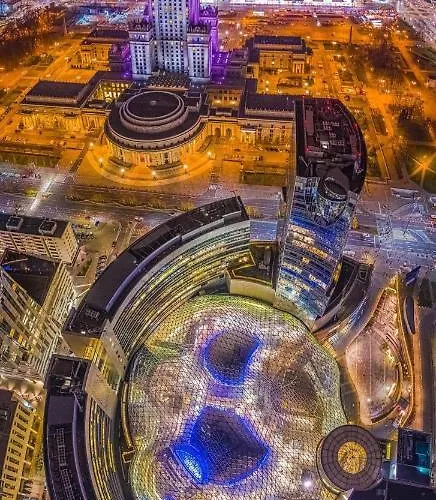 Apartment Gold 5 Fast Wifi 1 Gbs Big 85'tv Netflix Hbo Disney+