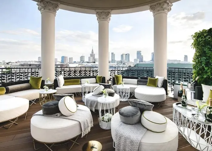 Apartment Gold 5 Fast Wifi 1 Gbs Big 85'tv Netflix Hbo Disney+ Warsaw