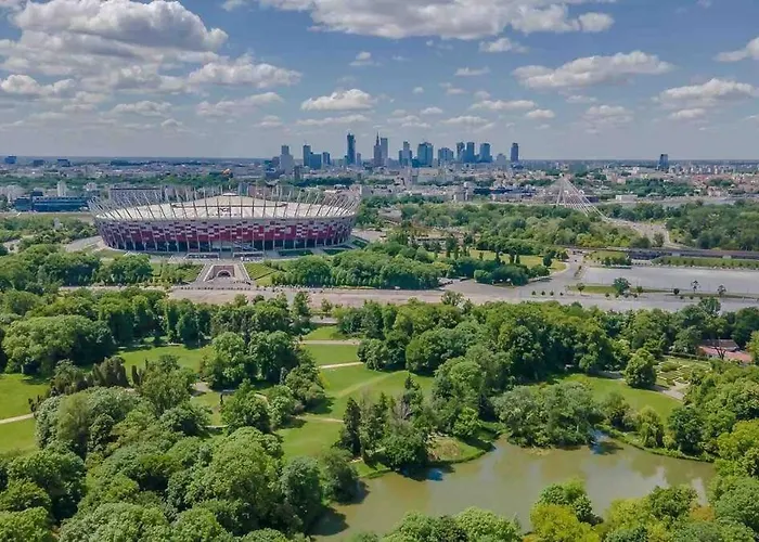 Gold 5 Fast Wifi 1 Gbs Big 85'tv Netflix Hbo Disney+ Warsaw