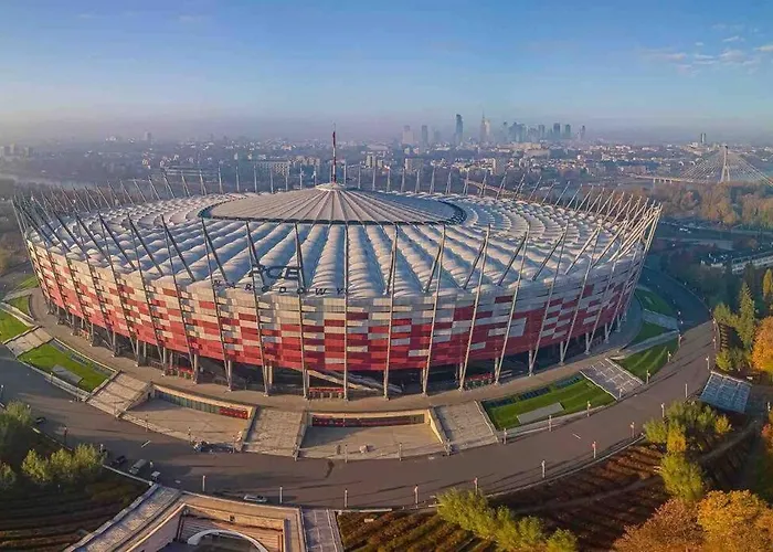 Gold 5 Fast Wifi 1 Gbs Big 85'tv Netflix Hbo Disney+ Apartment Warsaw